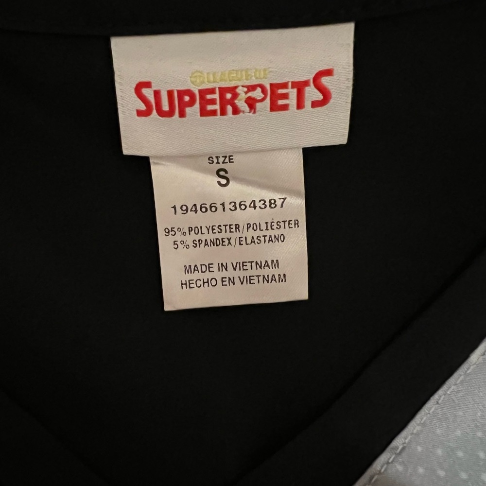 NWT SuperPets Cherokee Uniforms Scrubs Tooniforms V Neck Top Size Small - Picture 6 of 8